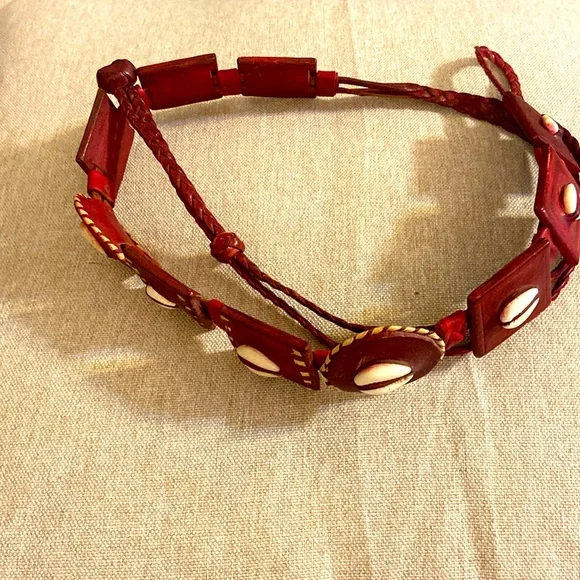 Vintage Tribal Cowrie Shells Cognac 100% Genuine Leather Toggle Closure Belt Vintage Handmade Leather African Cowrie Shell Sash Tie Belt  main image 3
